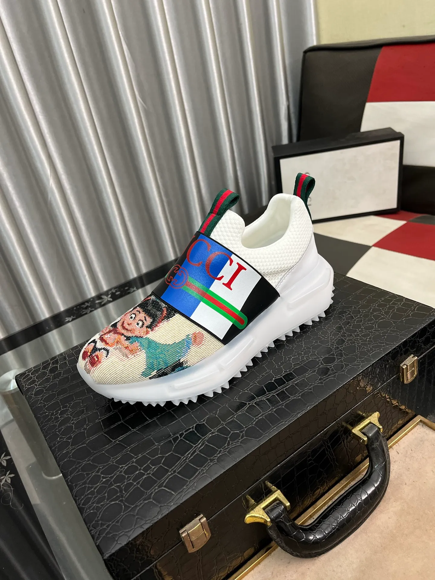 Men's shoes 💰458⌚️⌚️ (GUCCI-Gucci) luxury brand sports and casual shoes, imported original material, sheepskin lining, high-end and comfortable, original outsole is light and wear-resistant! Purely handmade, details determine quality! 38-443️⃣colors available